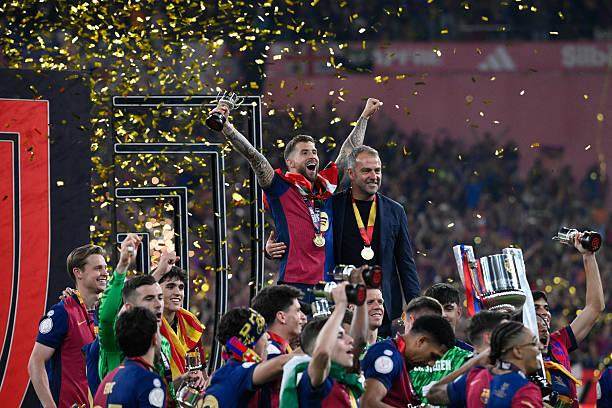 户外直播-巴萨未赢够！弗利克：庆祝仅限一天